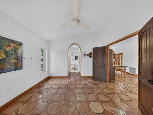 Продажа дома по адресу 15307 SW 52nd Ter - фото 8887409