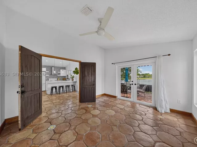 Продажа дома по адресу 15307 SW 52nd Ter - фото 8887410