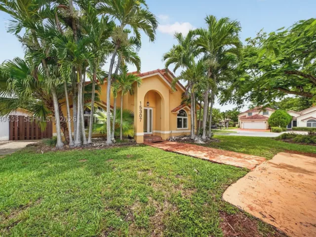 Продажа дома по адресу 15307 SW 52nd Ter - фото 8887398