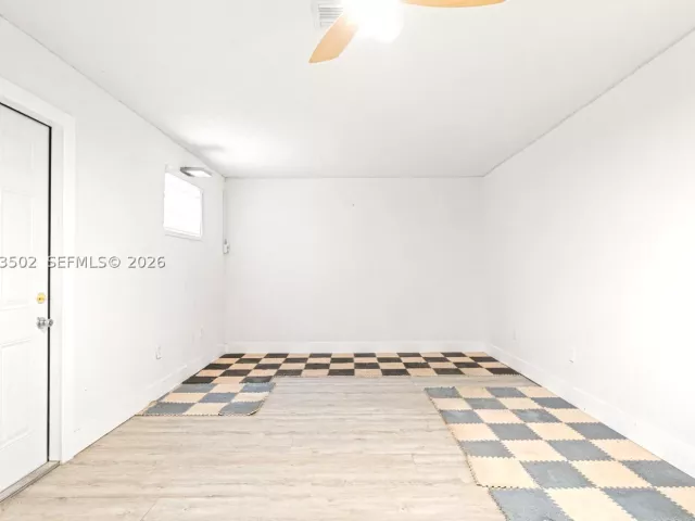 Продажа дома по адресу 1521 NE 5th Ter - фото 9275598