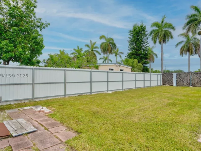 Продажа дома по адресу 9840 SW 48th St - фото 8879760