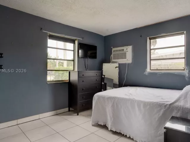 Продажа дома по адресу 9840 SW 48th St - фото 8879763