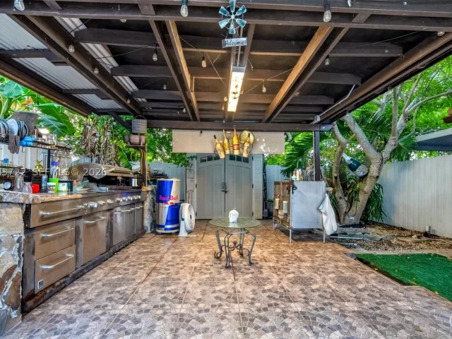 Продажа дома по адресу 25520 SW 125th Ct - фото 8918282