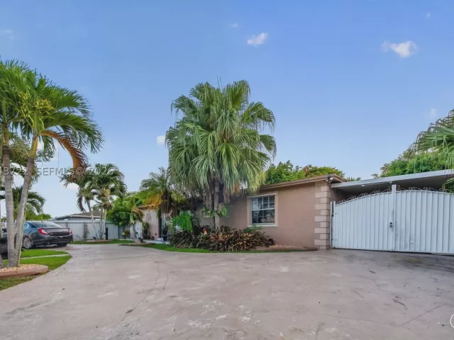 Продажа дома по адресу 25520 SW 125th Ct - фото 8918278