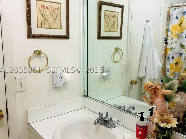 Продажа дома по адресу  - фото 8893614