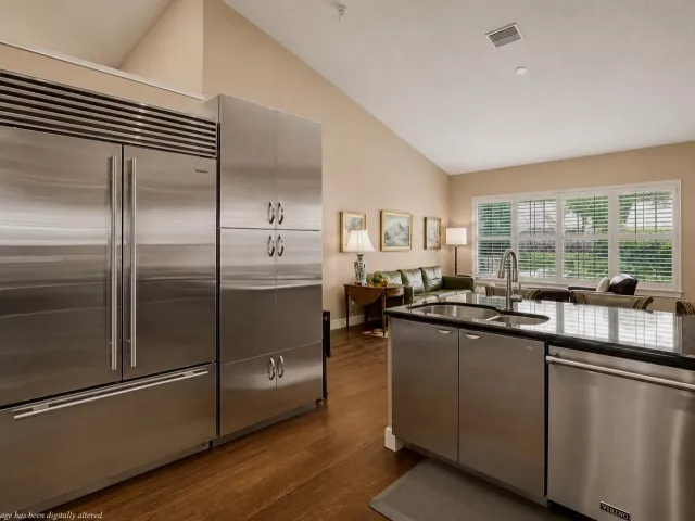 Продажа дома по адресу 2760 Tecumseh Drive - фото 8879596