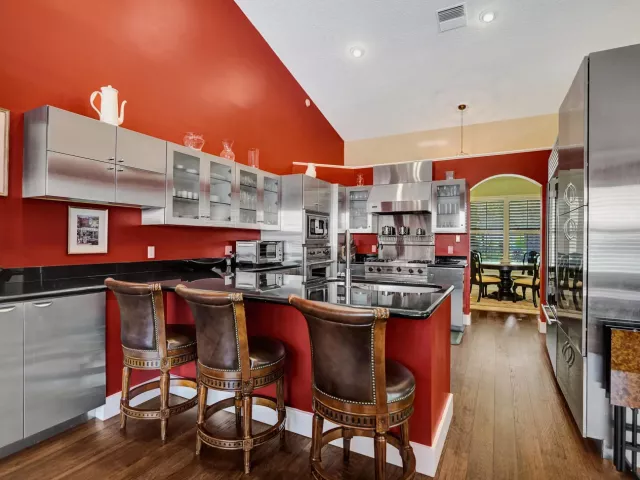 Продажа дома по адресу 2760 Tecumseh Drive - фото 8879597