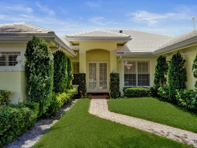 Продажа дома по адресу 2760 Tecumseh Drive - фото 8879588