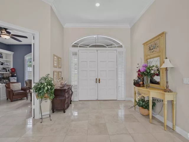 Продажа дома по адресу 2773 Tecumseh Drive - фото 8911172