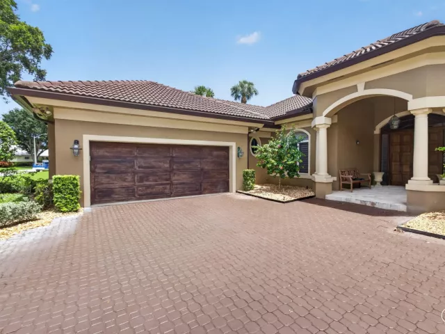 Продажа дома по адресу 2773 Tecumseh Drive - фото 8911169