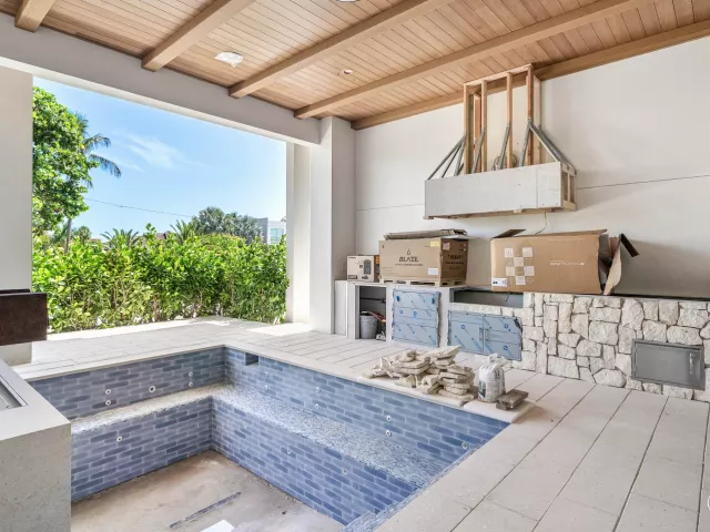 Продажа дома по адресу 7935 S Flagler Drive - фото 9268775