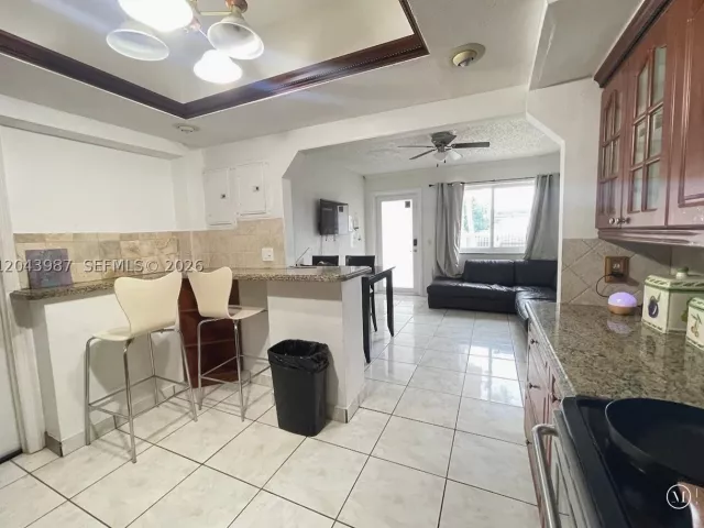Продажа дома по адресу 2955 NW 102nd St - фото 8866754