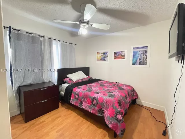 Продажа дома по адресу 2955 NW 102nd St - фото 8866756
