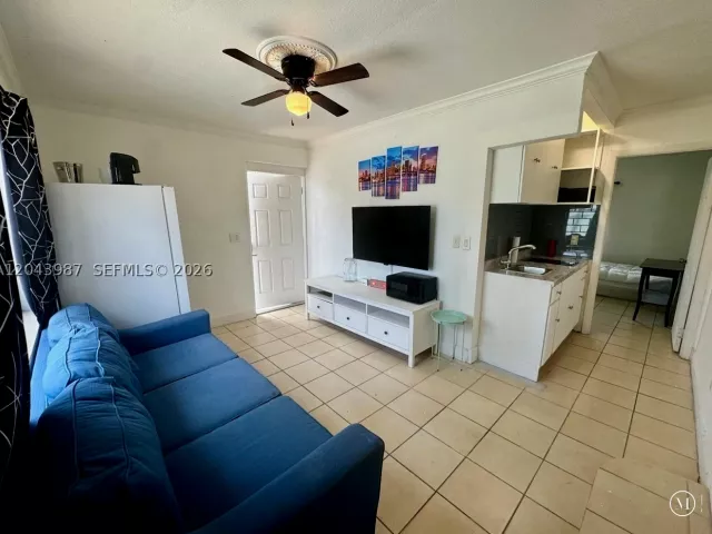 Продажа дома по адресу 2955 NW 102nd St - фото 8866758