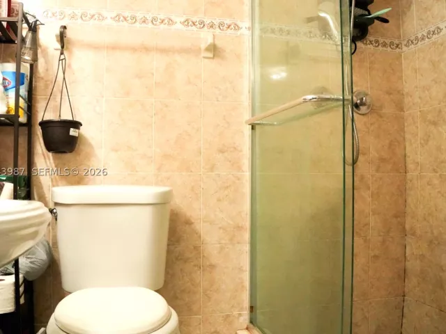 Продажа дома по адресу 2955 NW 102nd St - фото 8866749