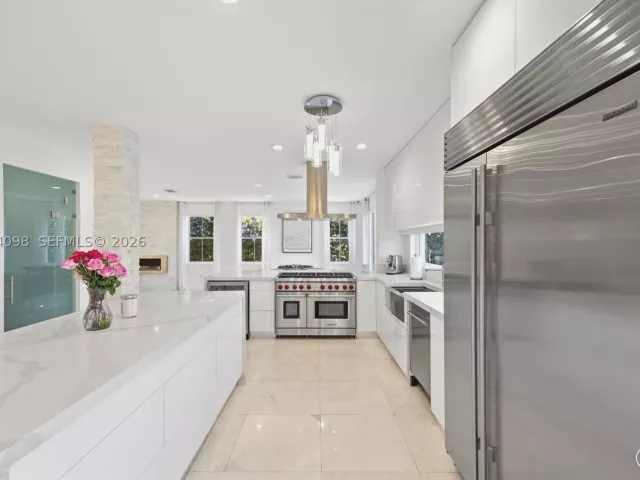 Продажа дома по адресу 12235 SW 121st Ter - фото 8868186