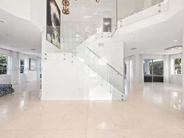 Продажа дома по адресу 12235 SW 121st Ter - фото 8868172