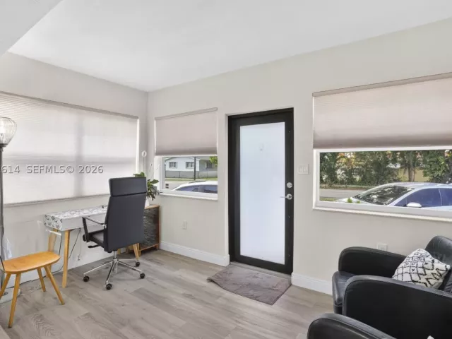 Продажа дома по адресу 2446 Mckinley St - фото 8874633