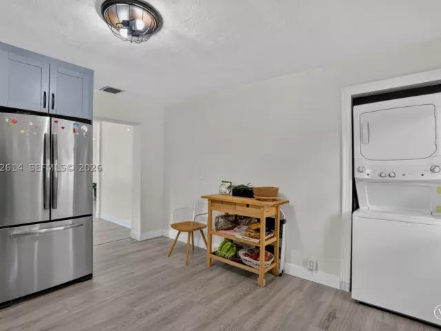 Продажа дома по адресу 2446 Mckinley St - фото 8874641
