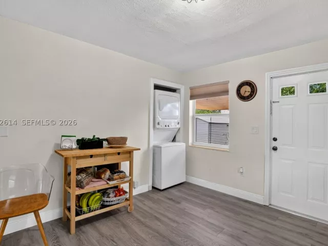 Продажа дома по адресу 2446 Mckinley St - фото 8874642