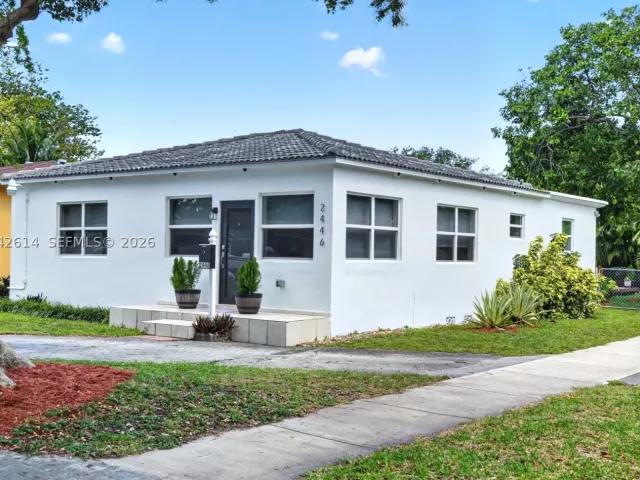 Продажа дома по адресу 2446 Mckinley St - фото 8874625