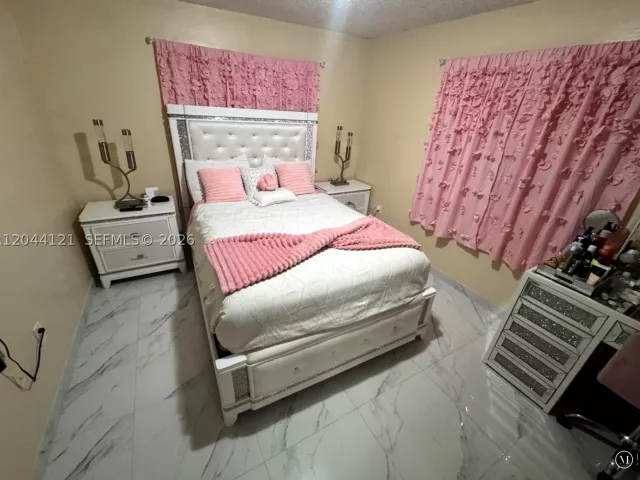 Продажа дома по адресу 5923 Fillmore St - фото 8902058