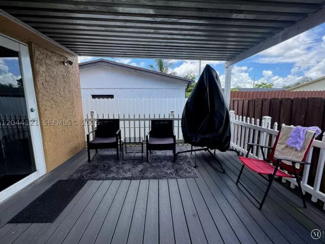 Продажа дома по адресу 5923 Fillmore St - фото 8902063