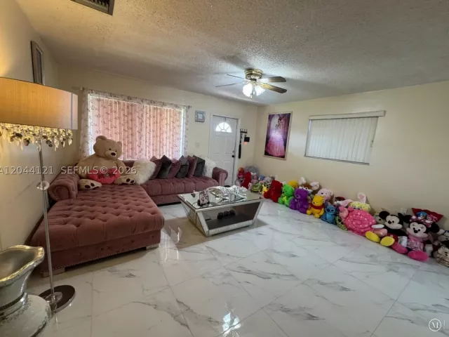 Продажа дома по адресу 5923 Fillmore St - фото 8902048