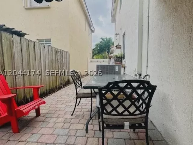 Продажа дома по адресу 4318 NW 113th Pl - фото 8866873