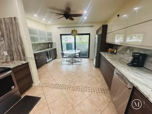 Продажа дома по адресу 4318 NW 113th Pl - фото 8866867