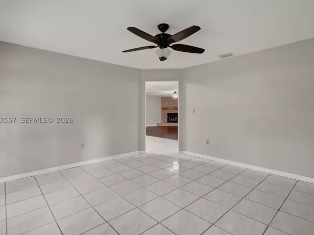 Продажа дома по адресу 14727 N 94th St N - фото 8943205