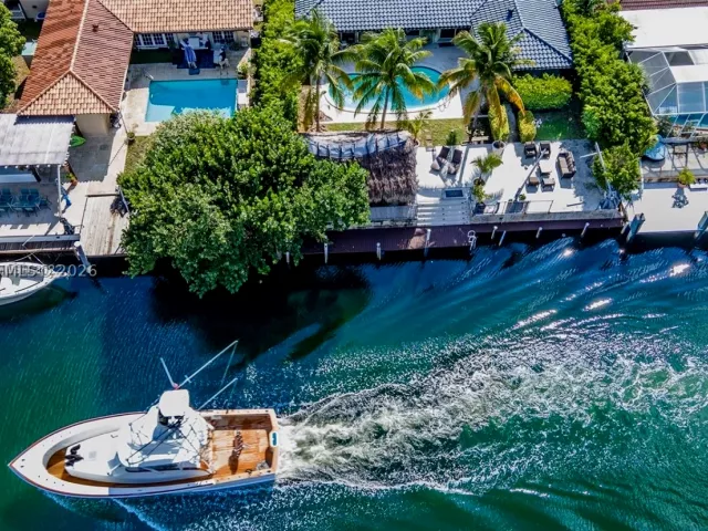 Продажа дома по адресу 13140 Coronado Dr - фото 8867933