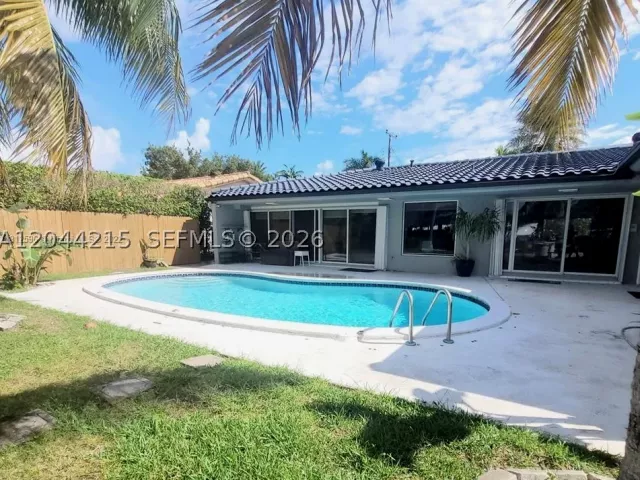 Продажа дома по адресу 13140 Coronado Dr - фото 8867935