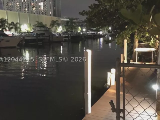 Продажа дома по адресу 13140 Coronado Dr - фото 8867938