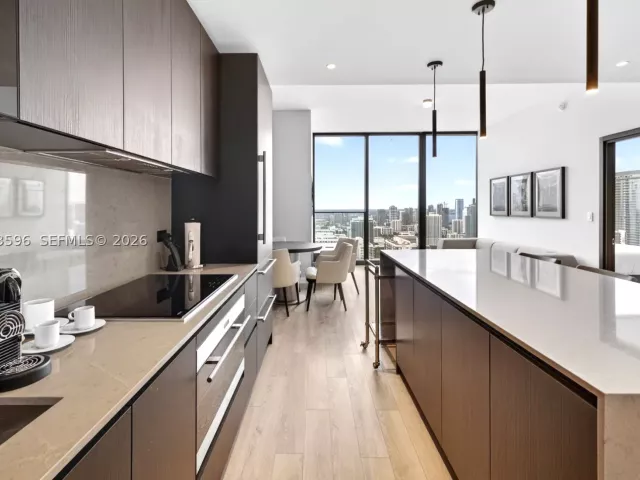 Продажа квартиры #4702 - фото 8910221