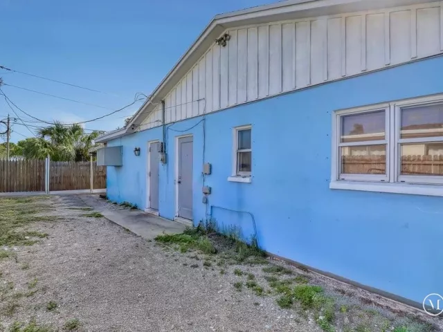 Продажа дома по адресу 3308 Lake Avenue - фото 8895087