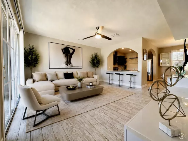 Продажа дома по адресу 326 NW 1st Street - фото 8889470