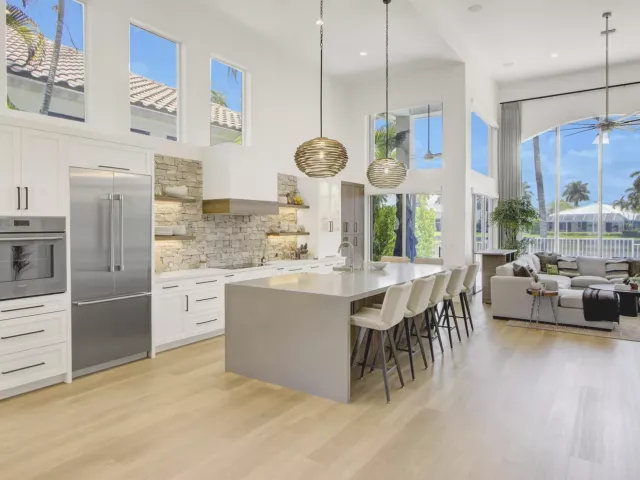 Продажа дома по адресу 5463 NW 41st Terrace - фото 8917366