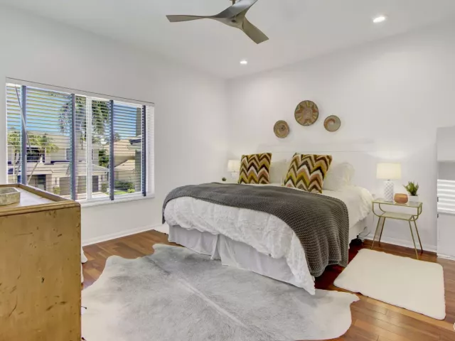 Продажа дома по адресу 5463 NW 41st Terrace - фото 8917373