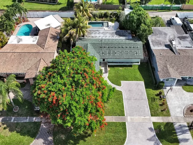 Продажа дома по адресу 4311 Hayes St - фото 8907294