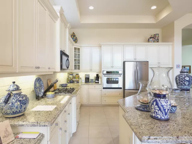 Продажа дома по адресу 6490 Sparrow Hawk Drive - фото 8903499