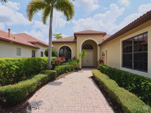 Продажа дома по адресу 6490 Sparrow Hawk Drive - фото 8903491