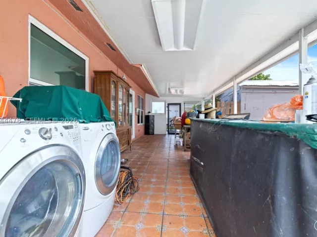Продажа дома по адресу 8014 SW 133rd Ct - фото 8888530
