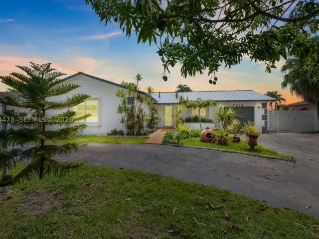 Продажа дома по адресу 8014 SW 133rd Ct - фото 8888518