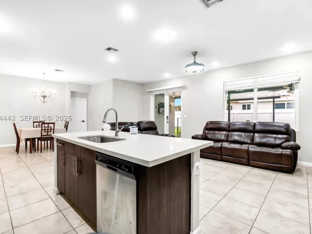 Продажа дома по адресу 13361 SW 274th Ter - фото 8868043