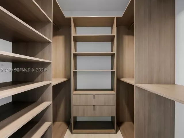 Продажа квартиры #4912 - фото 9092557