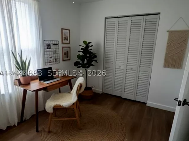 Продажа дома по адресу 81 NW 44th St - фото 8921746