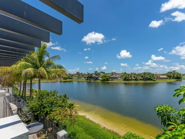 Продажа дома по адресу 15262 SW 11th St - фото 8868827