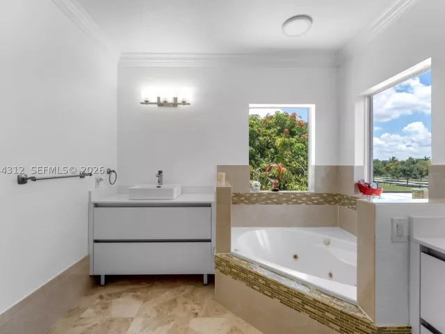 Продажа дома по адресу 15262 SW 11th St - фото 8868830