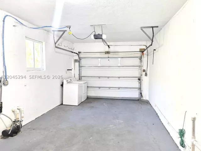 Продажа дома по адресу 10521 SW 125th St - фото 9265562